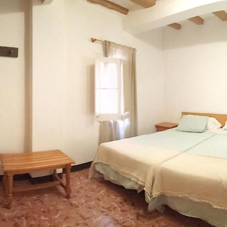 לה פובלה דה לילט Hostal Fonda Cerdanya מראה חיצוני תמונה